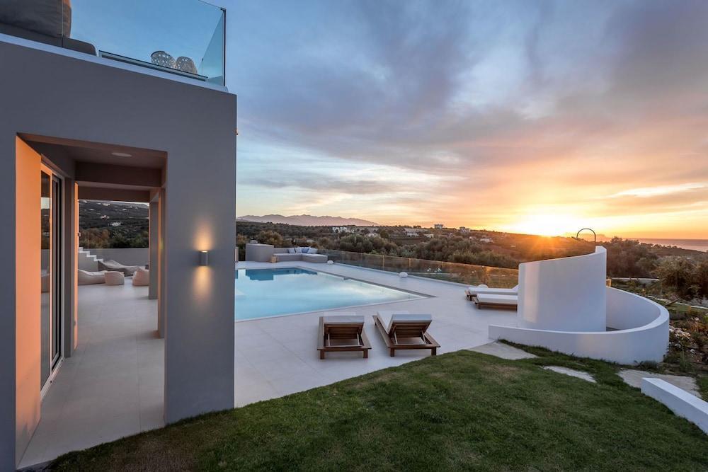 White Grace - A Seductive World Of Luxury Villa Pigi  Ngoại thất bức ảnh